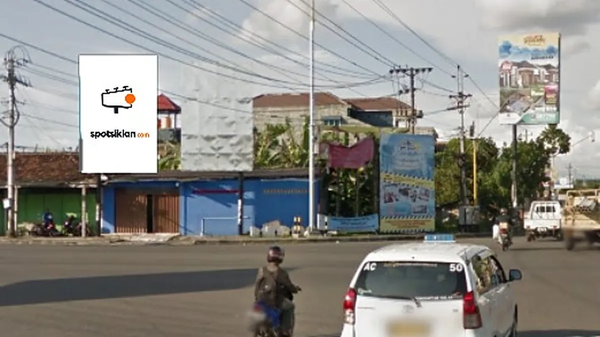 Baliho 6 × 4 m di Jl. Parangtritis (Area Perempatan Jalan Parangtritis (1)), Bantul, DI Yogyakarta