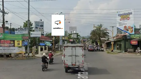 Baliho 6 × 4 m di Jl. Imogiri (Peerempatan jejeran), Bantul, DI Yogyakarta