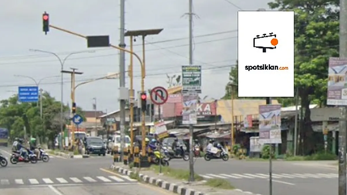 Baliho 4 × 6 m di Jl. Tamantirto (Hadap Timur), Bantul, DI Yogyakarta