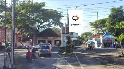 Baliho 6 × 4 m di Jl. KH Wahid Hasyim (Kawasan Terminal Lama Genteng), Banyuwangi, Jawa Timur