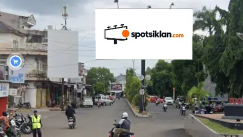 Billboard 5 × 10 m di Jl. Vetran (Dari Tugu Badik), Bone, Sulawesi Selatan