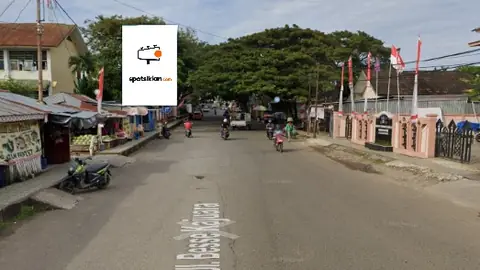 Baliho 6 × 4 m di Jl. Besse Kajuara (Arah Lapangan Merdeka Bone), Sulawesi Selatan