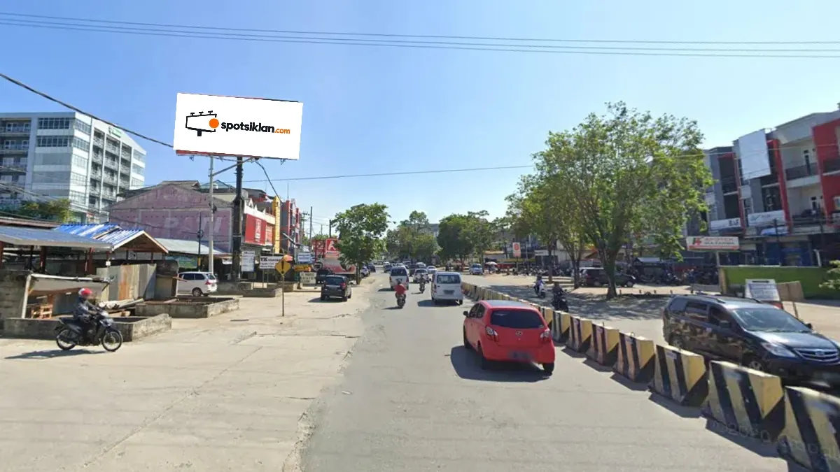 Billboard 5 × 10 m di Jl. MT. Haryono III, Balikpapan, Kalimantan Timur