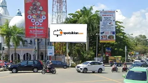 Billboard 8 × 4 m di Jl. MT Haryono (Simp 4 Balikpapan Baru), Kalimantan Timur