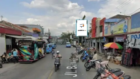Baliho 4 × 6 m di Jl. Raya Pasar Wage Bumiayu (Pasar Wage Bumiayu), Brebes, Jawa Tengah