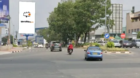 Billboard 5 × 10 m di Jl. Bunga Raya (Area Simpang Baloi Centre), Batam, Kepulauan Riau