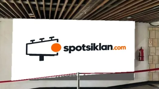 Neon Box 4 × 1,8 m di Pelabuhan Batam Nongsapura (Area Lobi Kedatangan (Pick Up Area) Nongsapura), Kepulauan Riau