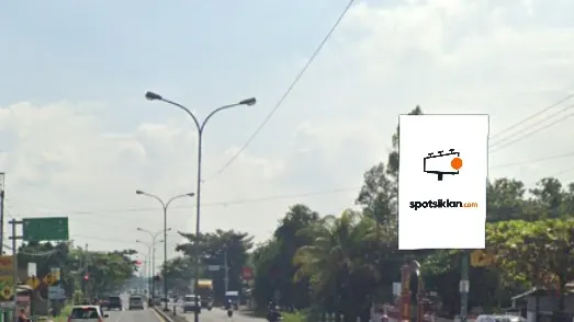Baliho 6 × 4 m di Jl. Raya Boyolali-Solo (Pertigaan Indomaret Teras), Jawa Tengah