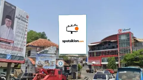 Baliho 6 × 4 m di Jl. Raya Cibeber (Menuju Selamat Toserba), Cianjur, Jawa Barat