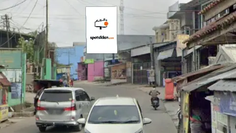 Baliho 4 × 6 m di Jl. Hanjawar (Area Villa & Resort), Cianjur, Jawa Barat
