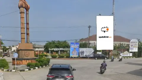Billboard 5 × 10 m di Jl. Gumilir - Purwokerto (Tugu Lilin Cilacap), Jawa Tengah
