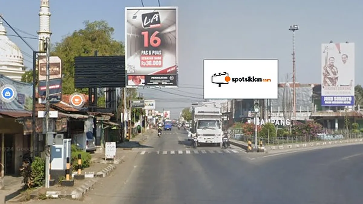 Billboard 5 × 10 m di Jl. Tugu Barat (Pertigaan Sampang), Cilacap, Jawa Tengah