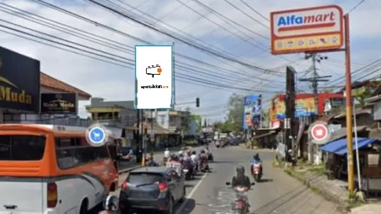 Baliho 4 × 6 m di Jl. Jenderal Sudirman (Perempatan Pasar Kroya (Setelah Alfamart)), Cilacap, Jawa Tengah