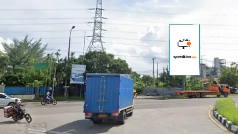 Billboard 5 × 10 m di Jl. Raya Merak (Dari Kawasan Krakatau Steel Menuju Merak), Cilegon, Banten