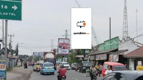Billboard 5 × 10 m di Jl. Raya Merak (Exit Tol Merak), Cilegon, Banten