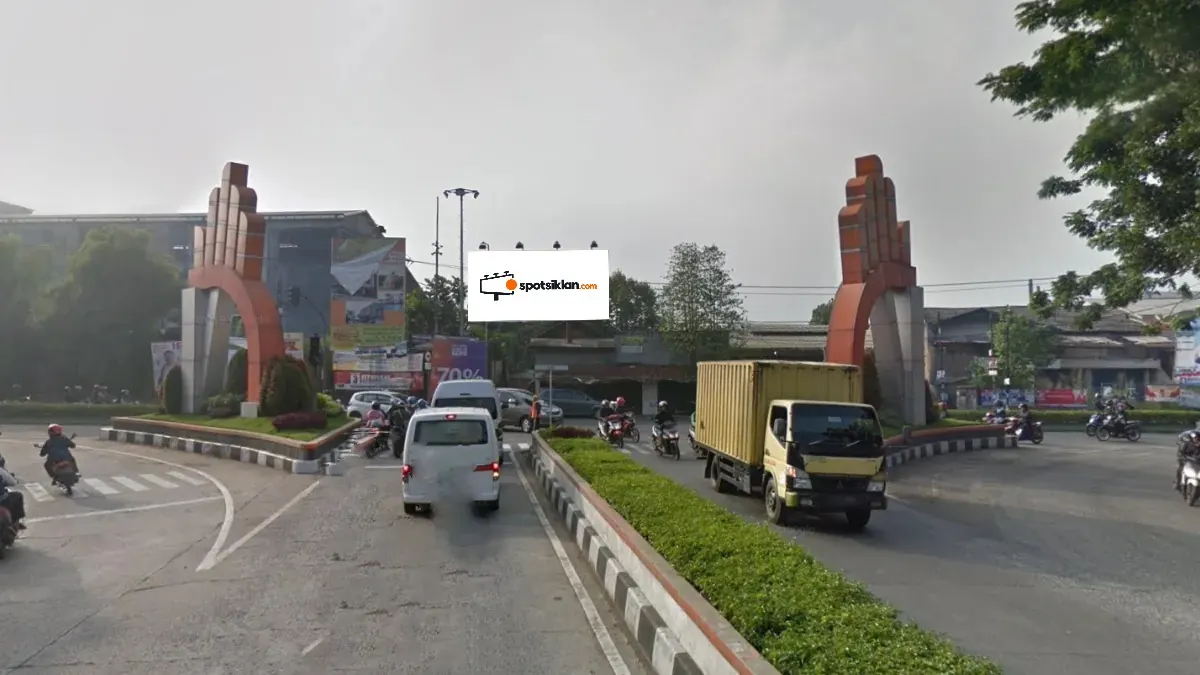 Billboard 4 × 8 m di Jl. HMS Mintareja - Jl. Leuwigajah (Baros) Cimahi, Jawa Barat