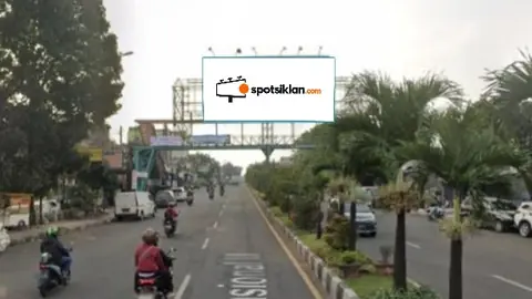 JPO 12 × 6 m di Jl. Raya Amir Machmud (Dari Arah Bandung menuju Cimahi), Jawa Barat