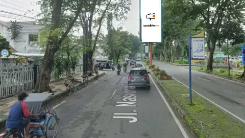 Billboard 8 × 4 m di Jl. DR. Cipto Mangunkusumo (Depan Hotel Batiqa), Cirebon, Jawa Barat