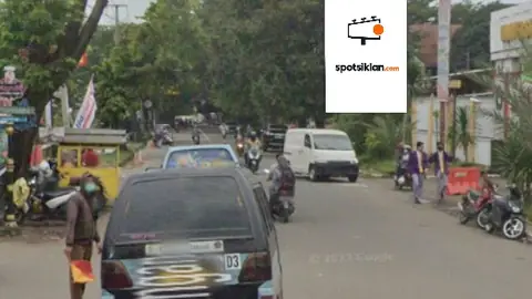 Baliho 4 × 6 m di Jl. Perjuangan (Universitas 17 Agustus 1945 (UNTAG) Cirebon), Jawa Barat