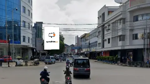 Baliho 6 × 4 m di Jl. Pagongan (Area Dekat Toserba Yogya Grand, Arah Cirebon Super Block Mall), Jawa Barat