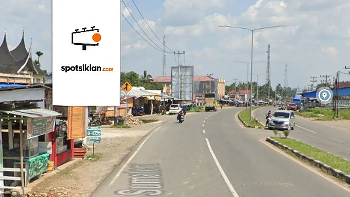 Baliho 4 × 6 m di Jl. Lintas Sumatera (Dari Perkantoran Pemda Menuju Sungai Dareh), Dharmasraya, Sumatera Barat