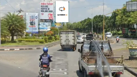Baliho 6 × 4 m di Jl. Raya Arteri (Pertigaan Pasar Jebor), Demak, Jawa Tengah