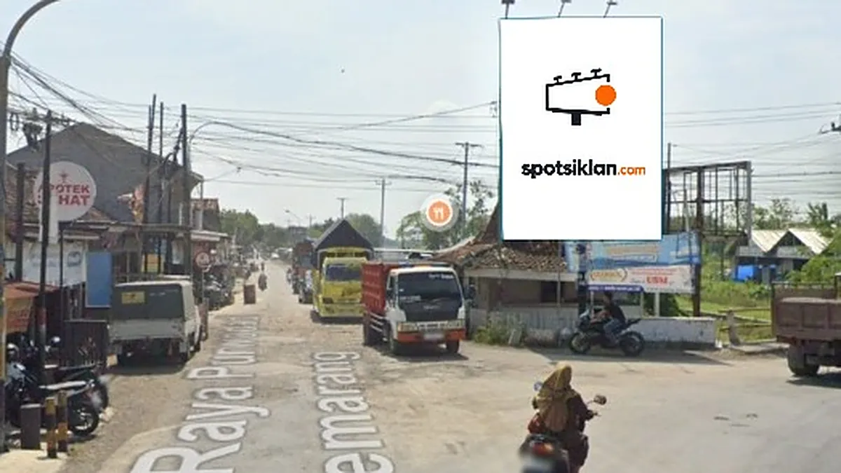Baliho 4 × 6 m di Jl. Gubug Purwodadi (Pasar Mintreng), Demak, Jawa Tengah