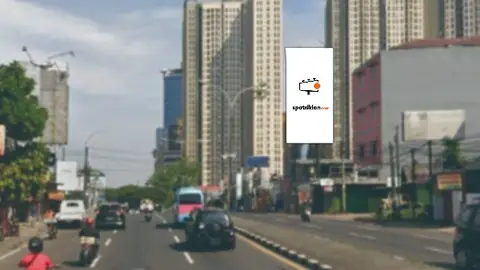 Billboard 10 × 5 m di Jl. Alternatif Cibubur (Menuju Rumah Sakit Meilia), Depok, Jawa Barat
