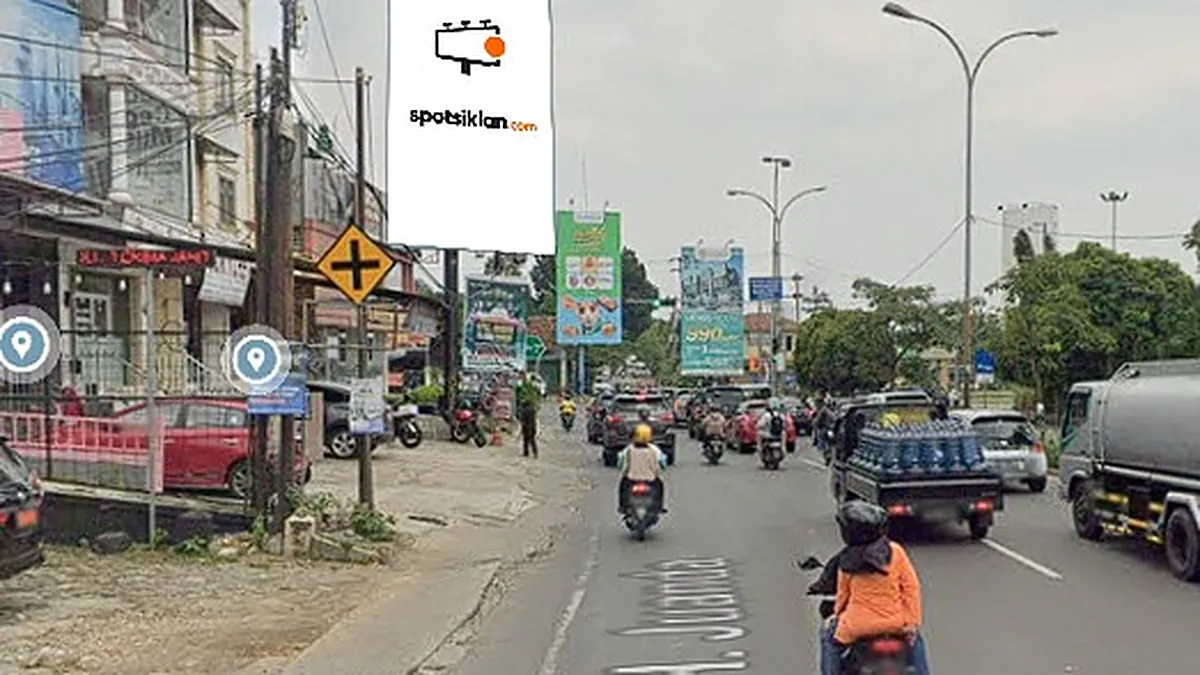 Billboard 5 × 10 m di Pertigaan Jl. Juanda/Margonda (dari Arah Jl. Raya Bogor/Exit Tol Cijago Menuju Jl. Margonda), Depok, Jawa Barat