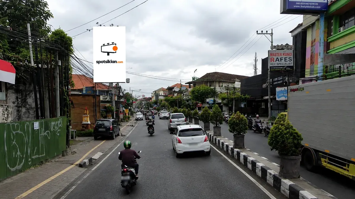 Billboard 4 × 8 m di Jl. Teuku Umar, Denpasar - Bali