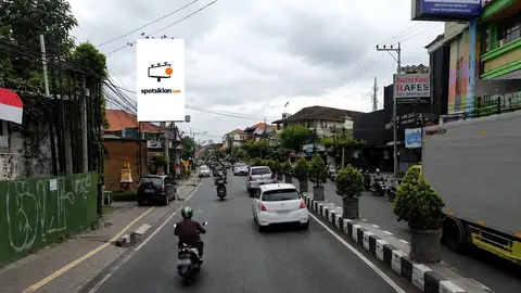 Billboard 4 × 8 m di Jl. Teuku Umar, Denpasar - Bali