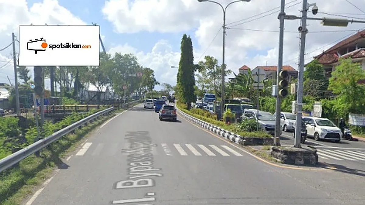 Billboard 5 × 10 m di Jl. Bypass Ngurah Rai (Area Lampu Merah Suwung), Denpasar, Bali