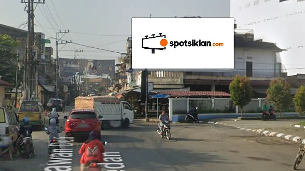 Billboard 5 × 10 m di Dari Jl. Besar Delitua Simpang Panah, Deli Serdang, Sumatera Utara