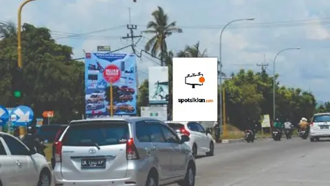 Baliho 6 × 4 m di Jl. Pantai Saba (Area Pantai Saba), Gianyar, Bali