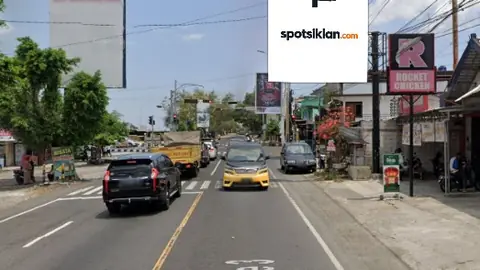 Baliho 4 × 6 m di Jl. Jogja-Wonosari Gading (Lampu Merah Gading Playen Wonosari dari Arah Jogja), Gunung Kidul, DI Yogyakarta