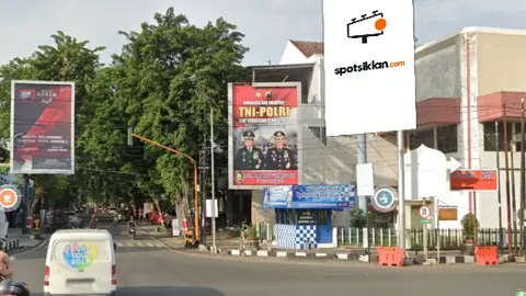 Billboard 10 × 5 m di Jl. A Yani (Dari Perempatan Yakkum Purwodadi), Grobogan, Jawa Tengah