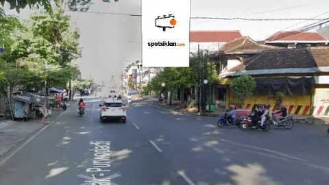 Baliho 4 × 6 m di Jl. A Yani (Area Pasar Induk Purwodadi, Dari Alun-alun Grobogan ke arah Semarang), Jawa Tengah
