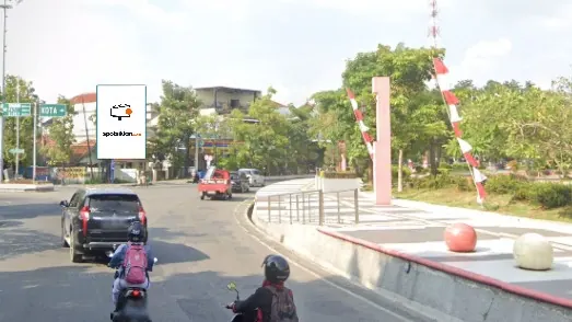 Baliho 6 × 4 m di Jl. Raya Proliman (Area Simpang 5 Alun-alun Purwodadi), Grobogan, Jawa Tengah
