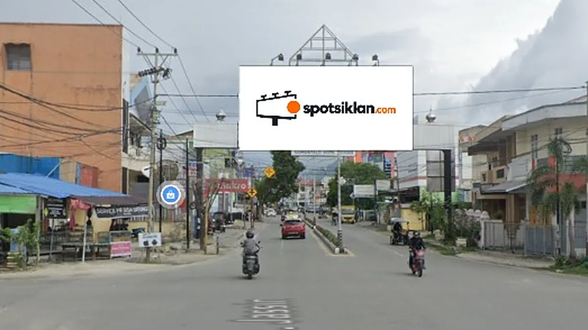 Bando Jalan 5 × 10 m di Jl. Samratulangi (Arah Bundaran Tugu Saronde), Gorontalo