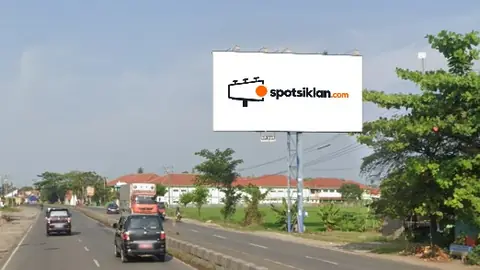 Billboard 12 × 6 m di Jl. Raya Lohbener (Dari Arah Jakarta Menuju Jateng), Indramayu, Jawa Barat