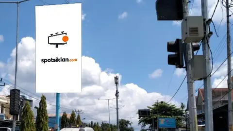 Billboard 8 × 4 m di Area Pertigaan Jl. Raya Kemiri-Jl. Ps Lama Sentani, Kabupaten Jayapura, Papua