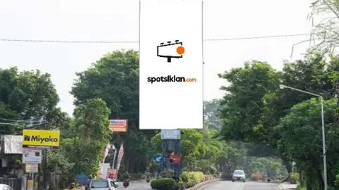 Billboard 10 × 5 m di Jl. Raya Denpasar (Arah Gilimanuk Menuju Denpasar), Jembrana, Bali
