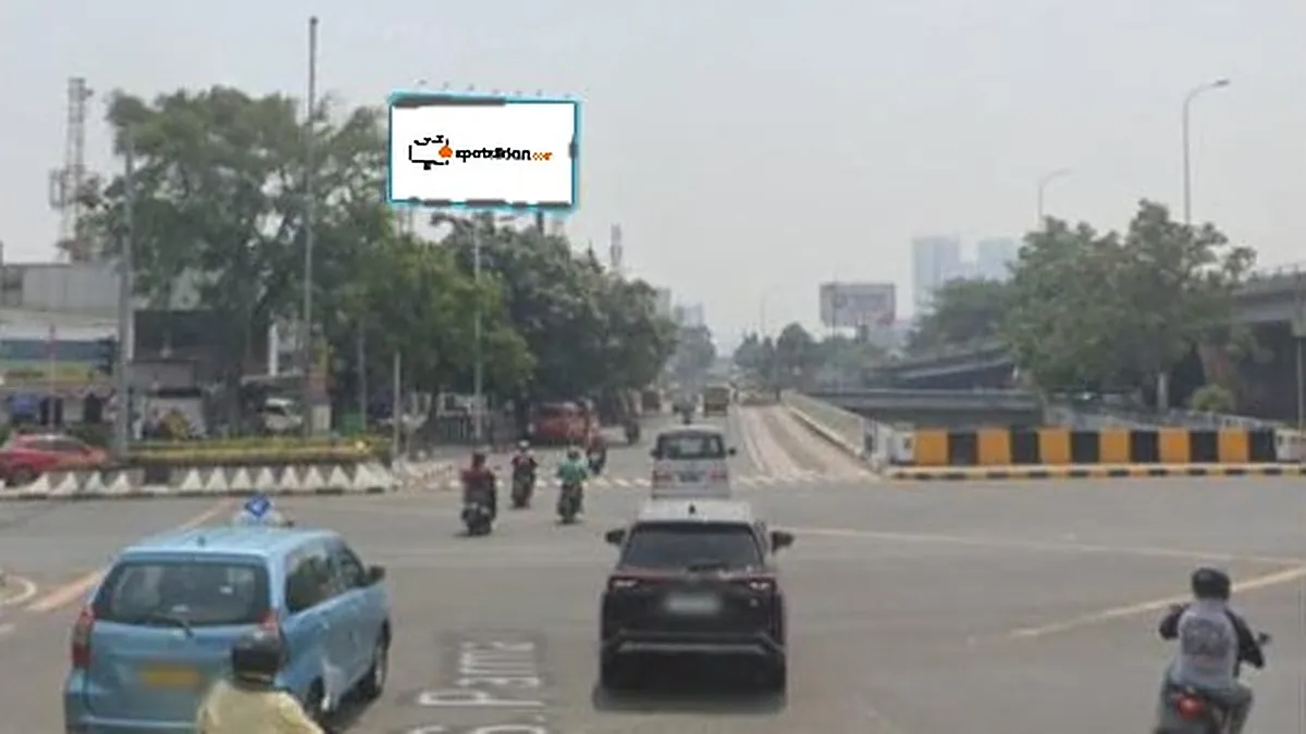 Billboard 8 × 16 m di Jl. Satria Latumenten (Jl. S parman Citra Land ke Season City Pluit), Jakarta Barat, DKI Jakarta