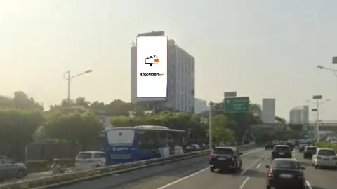 Videotron 10 × 20 m di Jl. Letjen S. Parman (Senayan menuju Mall Taman Anggrek), Jakarta Barat, DKI Jakarta