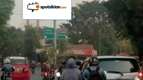 Billboard 10 × 5 m di Jl. Lenteng Agung (Dari Lenteng Agung ke Perkampungan Budaya Betawi Setu Babakan), Jakarta Selatan, DKI Jakarta