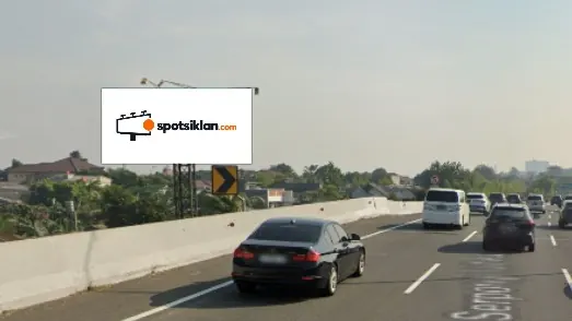 Billboard 4 × 8 m di Jl. Tol Jakarta Serpong KM 00+200 Bintaro Permai (Dari Serpong ke Bandara Soetta/Pondok Indah), Jakarta Selatan, DKI Jakarta