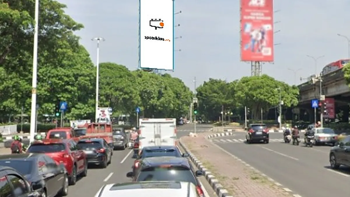 Billboard 8 × 16 m di Jl. RA Kartini-TB Simatupang (Carrefour Lb. Bulus, Dari Cilandak ke Pondok Indah/ BSD), Jakarta Selatan, DKI Jakarta