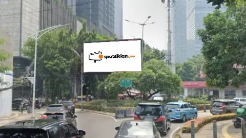 Videotron 4 × 8 m di Jl. Gunawarman (Area Pertigaan Gunawarman & Senopati), Jakarta Selatan, DKI Jakarta