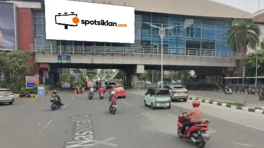 Videotron 16 × 7 m di Jl. Metro Pondok Indah (Area JPO PIM, Arah ke Selatan), Jakarta Selatan, DKI Jakarta