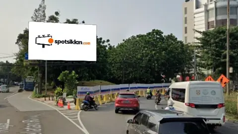 Billboard 6 × 12 m di Jl. Pluit Selatan Raya (Area Emporium Pluit Mall), Jakarta Utara, DKI Jakarta